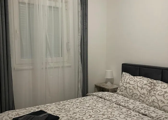 Cvetanov Trg Lux 4 * Belgrád